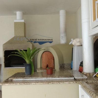 Casa Residencial com 1290m², 8 quartos (sendo 6 suítes), 8 garagens, no bairro Jurerê Internacional em Florianópolis