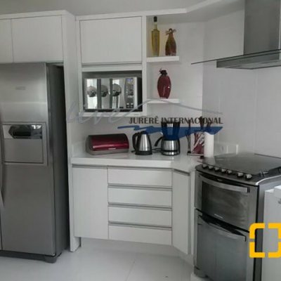 Casa Residencial com 665m², 5 quartos, 2 suítes, 2 garagens, no bairro Jurerê Internacional em Florianópolis
