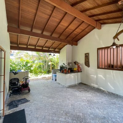 Casa Residencial com 3000m², 3 quartos, 3 suítes, 2 garagens, no bairro Jurerê Internacional em Florianópolis