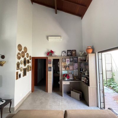 Casa Residencial com 3000m², 3 quartos, 3 suítes, 2 garagens, no bairro Jurerê Internacional em Florianópolis