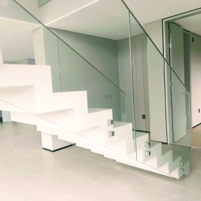 Casa Residencial com 700m², 5 quartos, 5 suítes, 6 garagens, no bairro Jurerê Internacional em Florianópolis