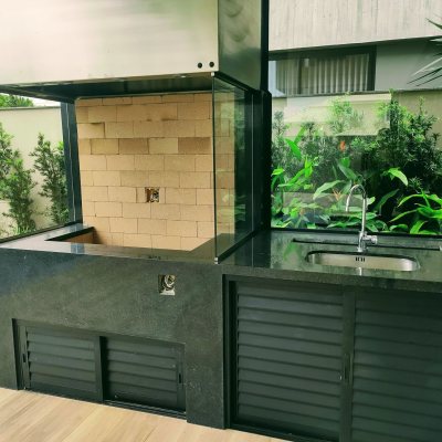 Casa Residencial com 700m², 5 quartos, 5 suítes, 6 garagens, no bairro Jurerê Internacional em Florianópolis