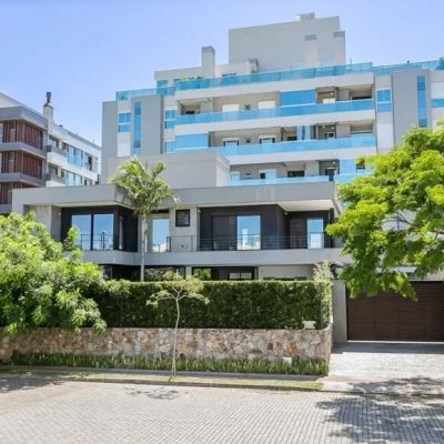 Casa Residencial com 460m², 5 quartos, 5 suítes, 2 garagens, no bairro Jurerê Internacional em Florianópolis