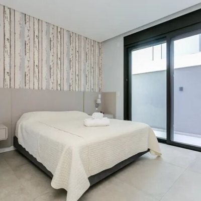 Casa Residencial com 460m², 5 quartos, 5 suítes, 2 garagens, no bairro Jurerê Internacional em Florianópolis