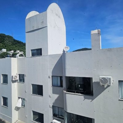 Sala com 41m², no bairro Córrego Grande em Florianópolis