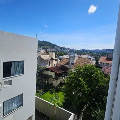 Sala com 41m², no bairro Córrego Grande em Florianópolis