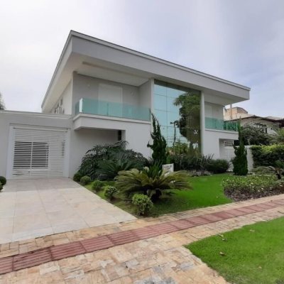 Casa Residencial com 500m², 6 quartos, 6 suítes, 3 garagens, no bairro Jurerê Internacional em Florianópolis