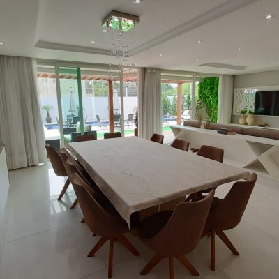 Casa Residencial com 500m², 6 quartos, 6 suítes, 3 garagens, no bairro Jurerê Internacional em Florianópolis