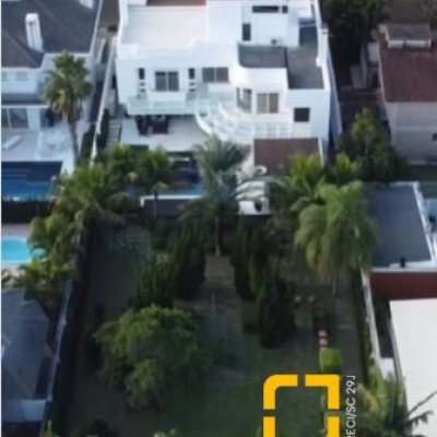 Casa Residencial com 1200m², 5 quartos, 5 suítes, 6 garagens, no bairro Jurerê Internacional em Florianópolis