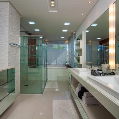 Casa Residencial com 1200m², 5 quartos, 5 suítes, 6 garagens, no bairro Jurerê Internacional em Florianópolis