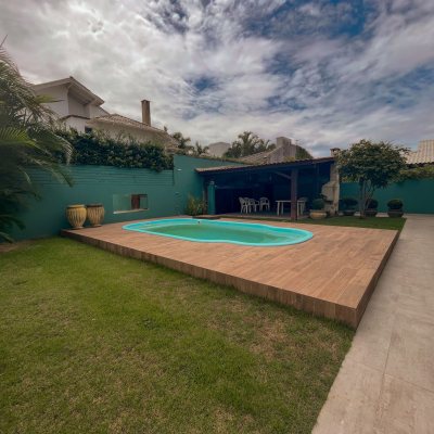 Casa Residencial com 300m², 4 quartos, 4 suítes, 4 garagens, no bairro Jurerê Internacional em Florianópolis