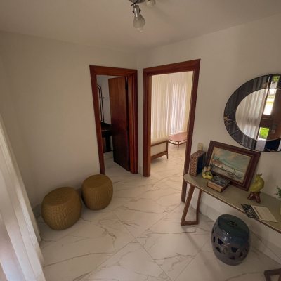 Casa Residencial com 300m², 4 quartos, 4 suítes, 4 garagens, no bairro Jurerê Internacional em Florianópolis