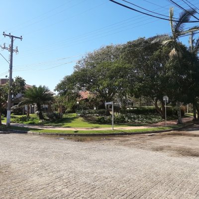 Casa Residencial com 600m², 5 quartos, 5 suítes, 6 garagens, no bairro Jurerê em Florianópolis