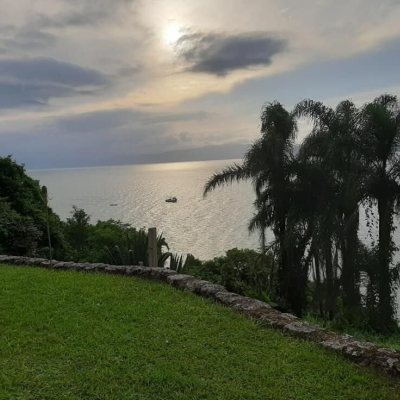 Pousada com 213m², 6 quartos (sendo 1 suíte), no bairro Jurerê Internacional em Florianópolis