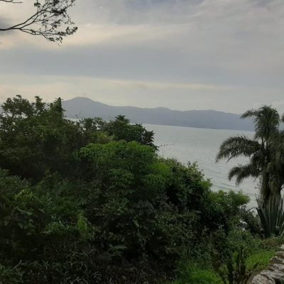 Pousada com 213m², 6 quartos (sendo 1 suíte), no bairro Jurerê Internacional em Florianópolis