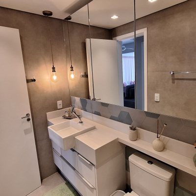 Apartamentos com 49m², 1 quarto, 1 garagem, no bairro Jurerê Internacional em Florianópolis