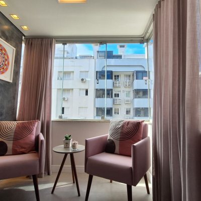 Apartamentos com 49m², 1 quarto, 1 garagem, no bairro Jurerê Internacional em Florianópolis