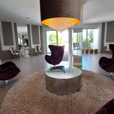 Apartamentos com 125m², 2 quartos, 1 suíte, 2 garagens, no bairro Jurerê Internacional em Florianópolis