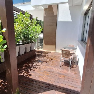 Apartamentos com 125m², 2 quartos, 1 suíte, 2 garagens, no bairro Jurerê Internacional em Florianópolis