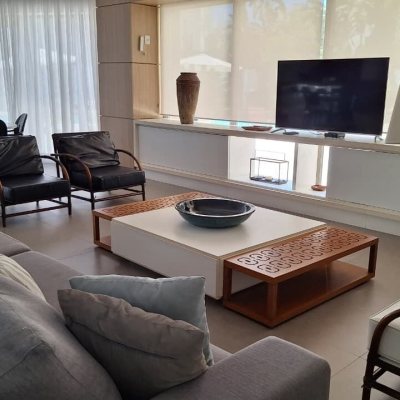 Apartamentos com 125m², 2 quartos, 1 suíte, 2 garagens, no bairro Jurerê Internacional em Florianópolis