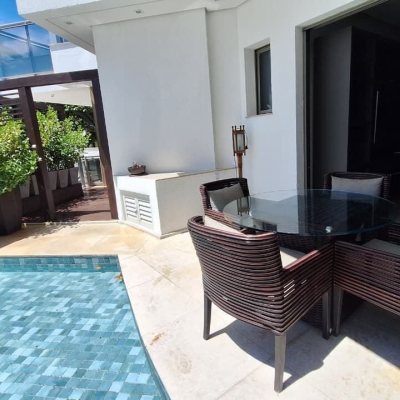 Apartamentos com 125m², 2 quartos, 1 suíte, 2 garagens, no bairro Jurerê Internacional em Florianópolis