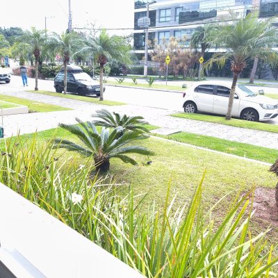 Apartamentos com 122m², 3 quartos, 2 suítes, 2 garagens, no bairro Jurerê Internacional em Florianópolis