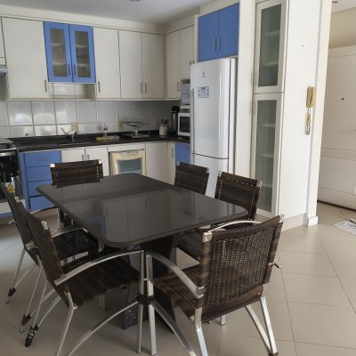 Apartamentos com 122m², 3 quartos, 2 suítes, 2 garagens, no bairro Jurerê Internacional em Florianópolis