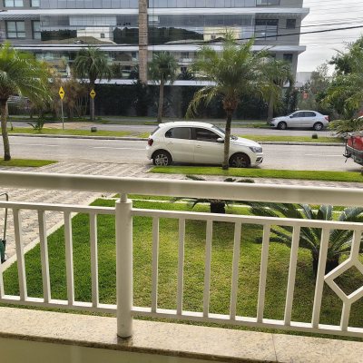 Apartamentos com 122m², 3 quartos, 2 suítes, 2 garagens, no bairro Jurerê Internacional em Florianópolis