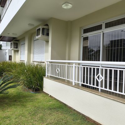 Apartamentos com 122m², 3 quartos, 2 suítes, 2 garagens, no bairro Jurerê Internacional em Florianópolis