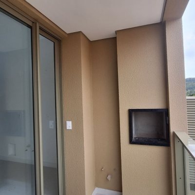 Apartamentos com 74m², 2 quartos, 2 suítes, 2 garagens, no bairro Jurerê Internacional em Florianópolis