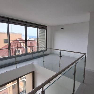 Apartamentos com 74m², 2 quartos, 2 suítes, 2 garagens, no bairro Jurerê Internacional em Florianópolis