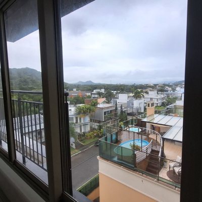Apartamentos com 74m², 2 quartos, 2 suítes, 2 garagens, no bairro Jurerê Internacional em Florianópolis