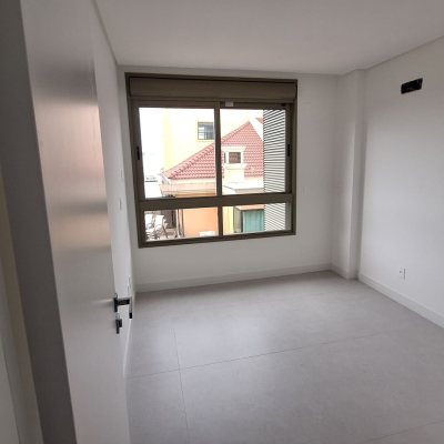 Apartamentos com 74m², 2 quartos, 2 suítes, 2 garagens, no bairro Jurerê Internacional em Florianópolis