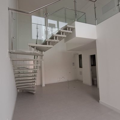 Apartamentos com 74m², 2 quartos, 2 suítes, 2 garagens, no bairro Jurerê Internacional em Florianópolis