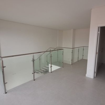 Apartamentos com 74m², 2 quartos, 2 suítes, 2 garagens, no bairro Jurerê Internacional em Florianópolis