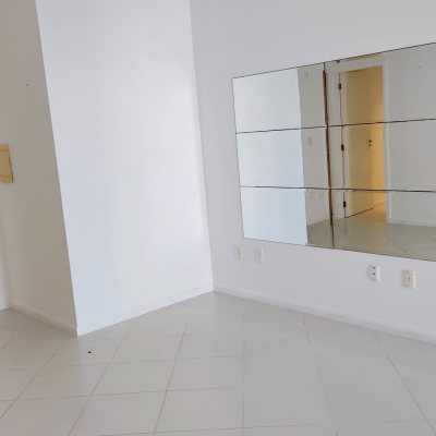 Cobertura com 178m², 3 quartos (sendo 1 suíte), 2 garagens, no bairro Ingleses Norte em Florianópolis