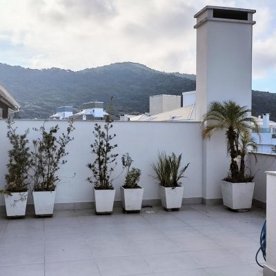 Cobertura com 178m², 3 quartos (sendo 1 suíte), 2 garagens, no bairro Ingleses Norte em Florianópolis
