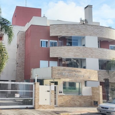 Cobertura com 178m², 3 quartos (sendo 1 suíte), 2 garagens, no bairro Ingleses Norte em Florianópolis
