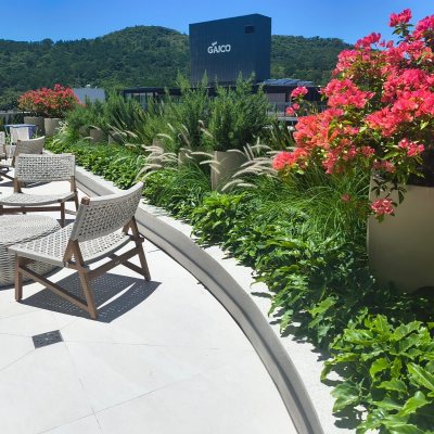 Apartamentos com 120m², 3 quartos, 3 suítes, 2 garagens, no bairro Jurerê Internacional em Florianópolis