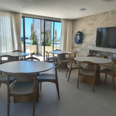 Apartamentos com 120m², 3 quartos, 3 suítes, 2 garagens, no bairro Jurerê Internacional em Florianópolis