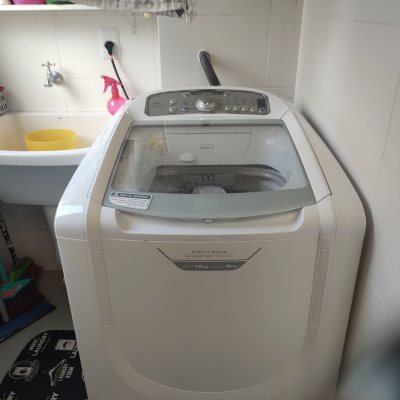 Apartamentos com 165m², 3 quartos (sendo 2 suítes), 2 garagens, no bairro Jurerê em Florianópolis