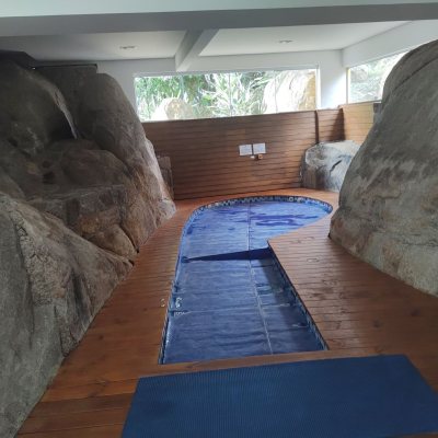 Apartamentos com 165m², 3 quartos (sendo 2 suítes), 2 garagens, no bairro Jurerê em Florianópolis