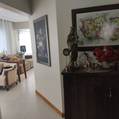 Apartamentos com 165m², 3 quartos (sendo 2 suítes), 2 garagens, no bairro Jurerê em Florianópolis