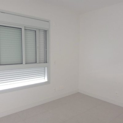 Apartamentos com 104m², 3 quartos, 3 suítes, 1 garagem, no bairro Jurerê em Florianópolis