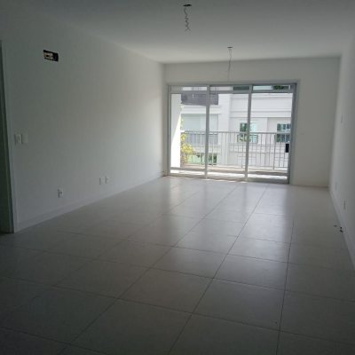Apartamentos com 104m², 3 quartos, 3 suítes, 1 garagem, no bairro Jurerê em Florianópolis