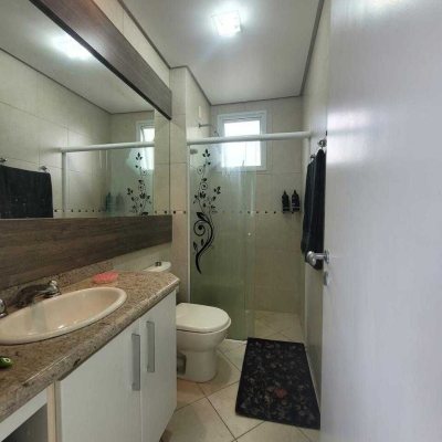 Apartamentos com 124m², 3 quartos (sendo 3 suítes), 2 garagens, no bairro Jurerê em Florianópolis