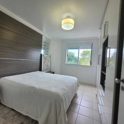 Apartamentos com 124m², 3 quartos (sendo 3 suítes), 2 garagens, no bairro Jurerê em Florianópolis