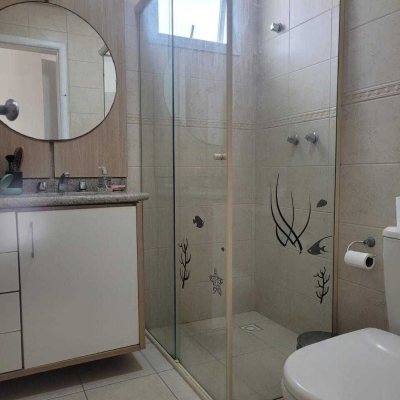 Apartamentos com 124m², 3 quartos (sendo 3 suítes), 2 garagens, no bairro Jurerê em Florianópolis