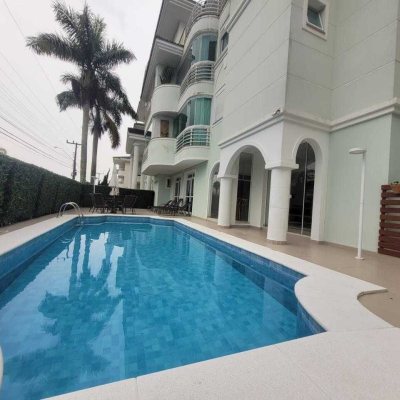 Apartamentos com 124m², 3 quartos (sendo 3 suítes), 2 garagens, no bairro Jurerê em Florianópolis