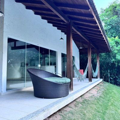 Apartamentos com 105m², 3 quartos (sendo 1 suíte), 2 garagens, no bairro Canajurê em Florianópolis